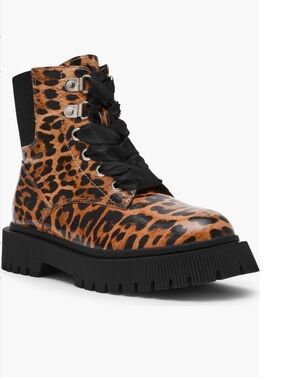 DV Dolce Vita Chrystal Kids Leopard Patent Lug Sole Combat Boots Size 2